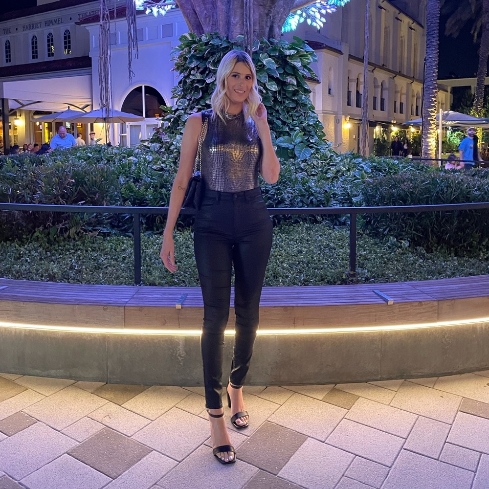 Meet your Posher, Stefanie